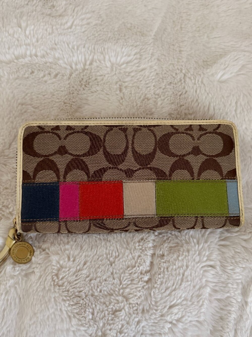 COACH Vintage Kaki/Multi-Color Zip Around Large Wallet # A0742-40537